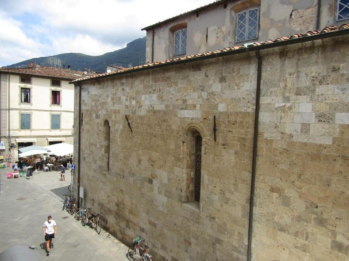 Appartamento In Centro Storico. Camaiore Zewnętrze zdjęcie